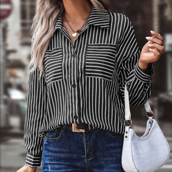 Classy Elegant Oversized Stripe Button Down Top Blouse Shirt - Picture 3 of 6